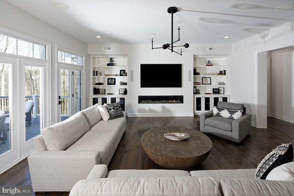 Fireplace, Interior, Living room, Pendant Lights, Recessed Lighting, Wood Texture Flooring