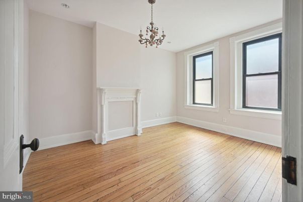 Chandelier, Empty room, Interior, Wood Texture Flooring