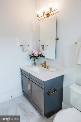 Bathroom, Dual Sink Vanities, Interior, Marble