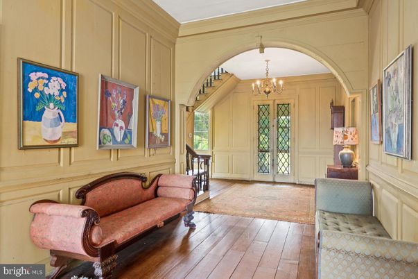 Chandelier, Interior, Wood Texture Flooring