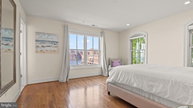 Bedroom, Interior, Recessed Lighting, Water, Wood Texture Flooring
