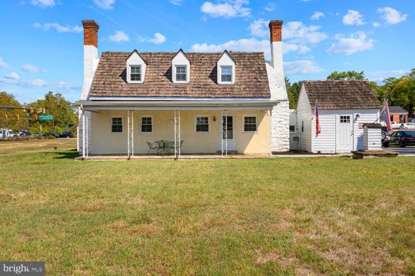 Exterior, Facade, Cape Cod