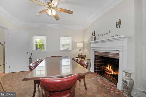 Dining room, Fireplace, Interior