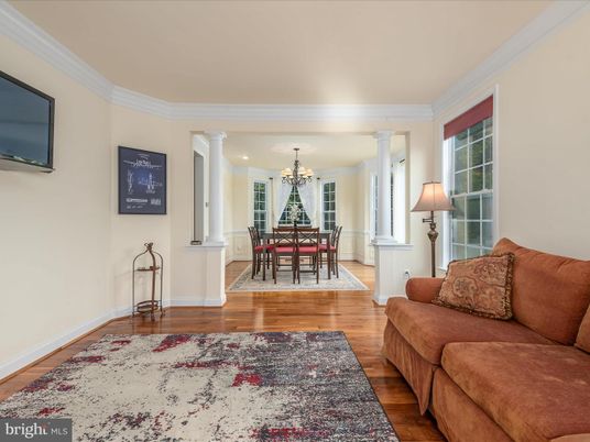 Chandelier, Dining room, Interior, Recessed Lighting, Wood Texture Flooring