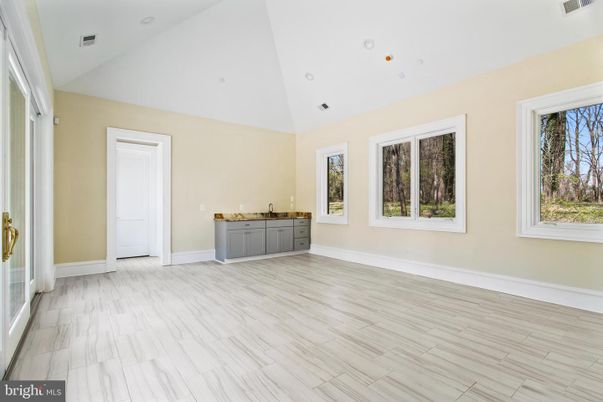 Empty room, Interior, Marble, Recessed Lighting, Wood Texture Flooring