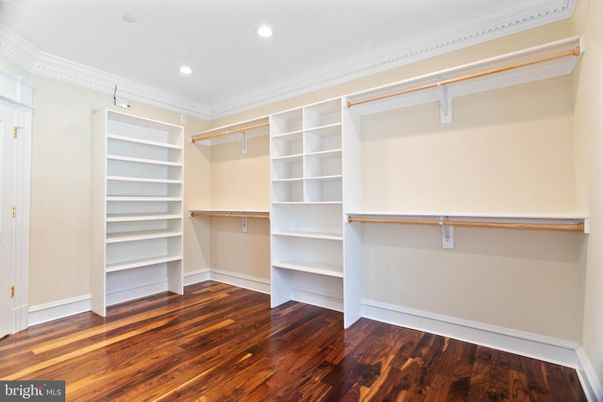Interior, Recessed Lighting, Walk-in Closets, Wood Texture Flooring