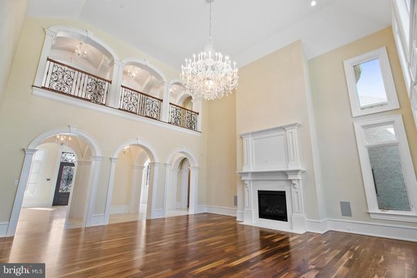 Chandelier, Fireplace, Interior, Recessed Lighting, Wood Texture Flooring