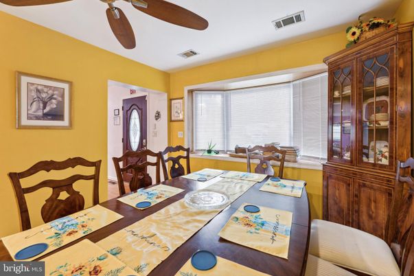 Dining room, Interior