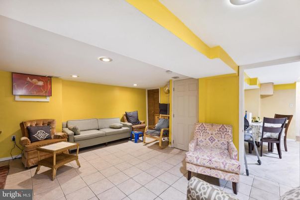 Dining room, Interior, Living room, Recessed Lighting