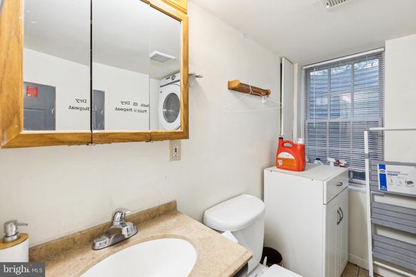 Interior, Washer