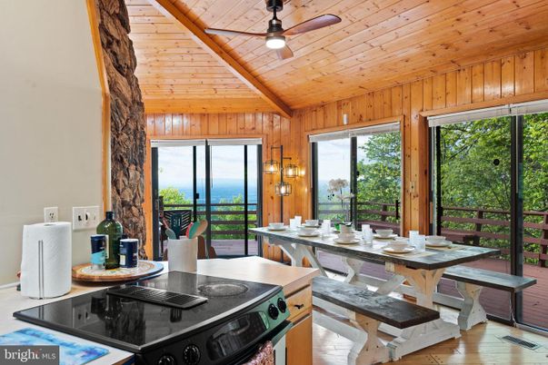 Dining room, Interior, Kitchen, Water, Wooden Beams, Wooden Ceilings, Wood Texture Flooring, Wooden Walls