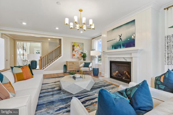 Fireplace, Interior, Living room, Pendant Lights, Recessed Lighting, Wood Texture Flooring