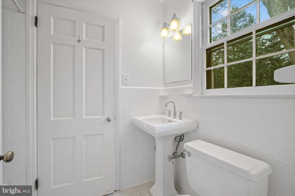 Bathroom, Interior