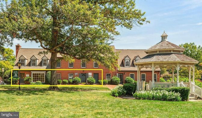 Backyard, Exterior, Facade, Brick Facade, Queen Anne Victorian