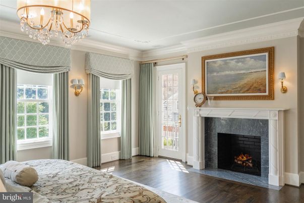 Chandelier, Fireplace, Interior, Wood Texture Flooring