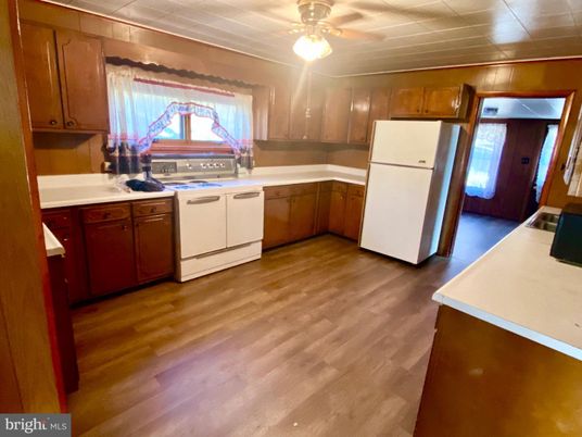 Interior, Kitchen, Wood Texture Flooring