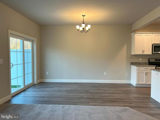 Chandelier, Empty room, Interior, Kitchen, Wood Texture Flooring