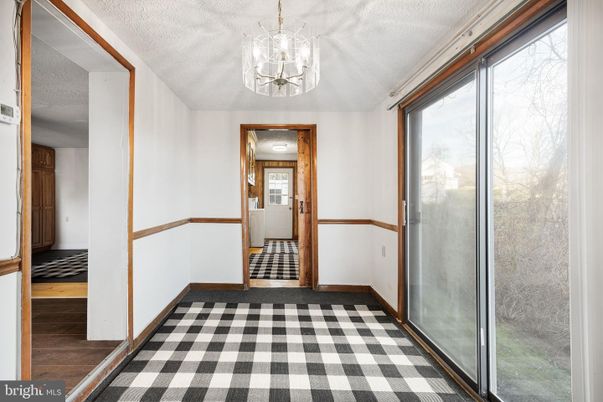 Chandelier, Interior, Wood Texture Flooring