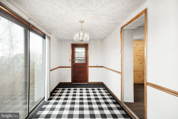 Chandelier, Interior, Wood Texture Flooring