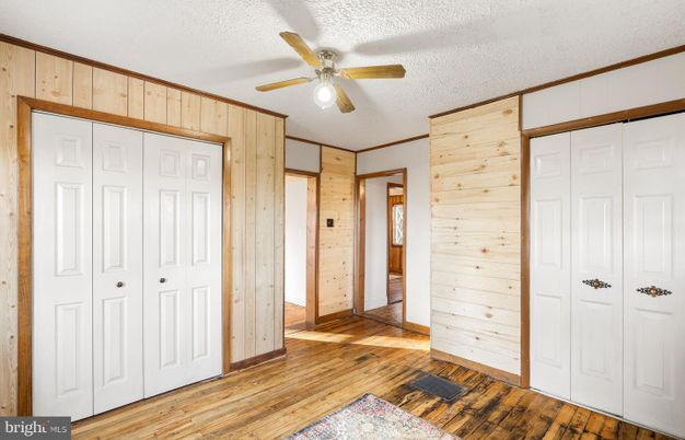 Empty room, Interior, Wood Texture Flooring, Wooden Walls