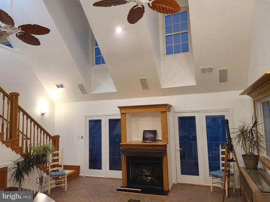 Fireplace, Interior, Recessed Lighting