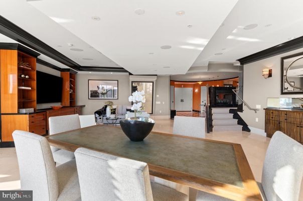 Dining room, Interior, Recessed Lighting