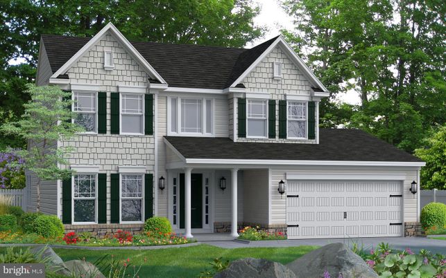 Attached, Exterior, Facade, Farmhouse