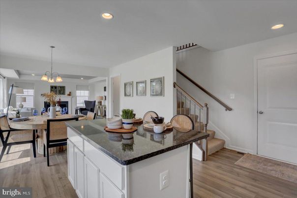 Chandelier, Dining room, Interior, Pendant Lights, Recessed Lighting, Wood Texture Flooring