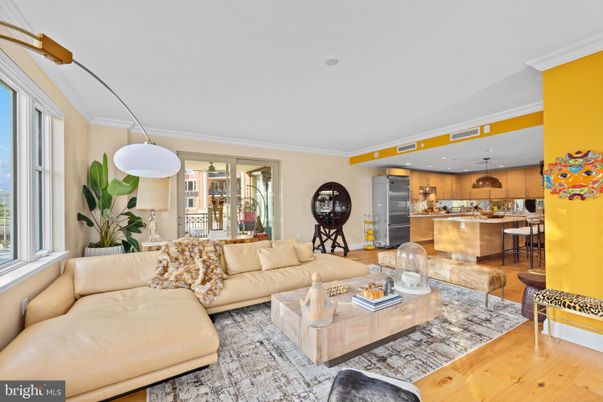 Interior, Kitchen, Living room, Pendant Lights, Recessed Lighting, Stainless Steel Appliances, Wood Texture Flooring