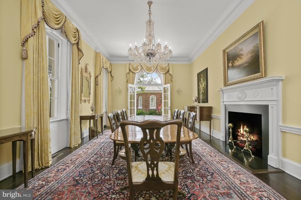 Chandelier, Dining room, Fireplace, Interior, Wood Texture Flooring