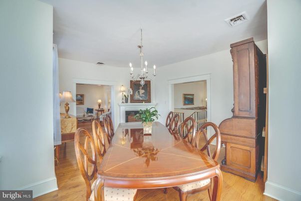 Chandelier, Dining room, Fireplace, Interior, Wood Texture Flooring