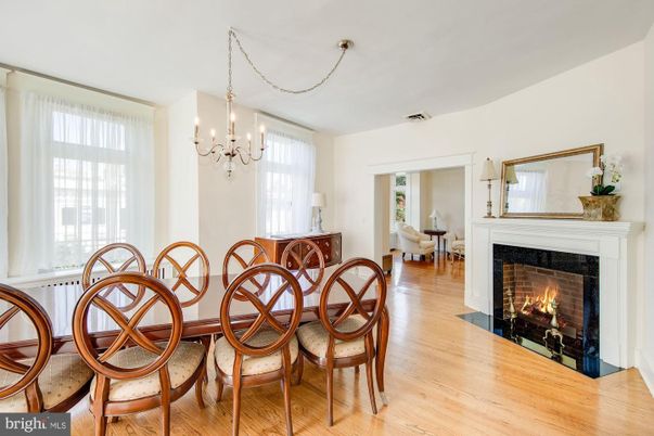 Chandelier, Dining room, Fireplace, Interior, Wood Texture Flooring