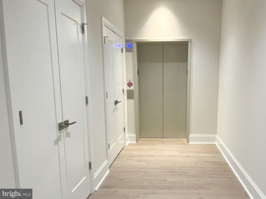 Elevator, Interior, Wood Texture Flooring
