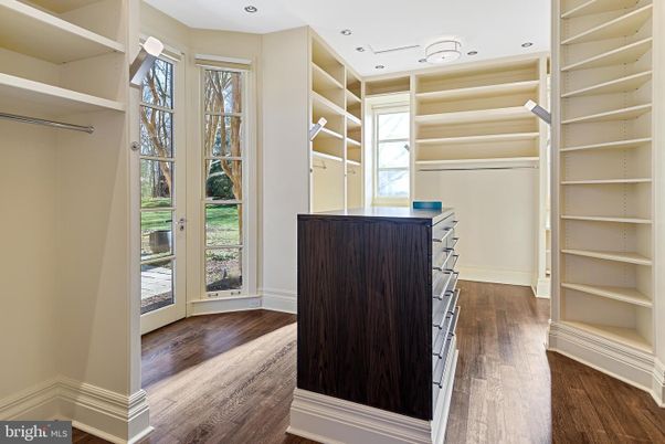 Interior, Recessed Lighting, Walk-in Closets, Wood Texture Flooring