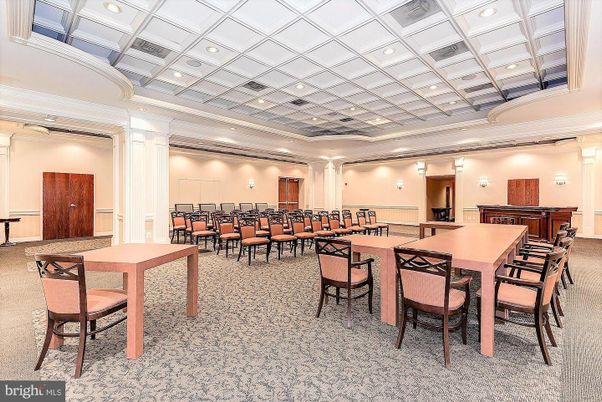 Dining room, Interior, Recessed Lighting