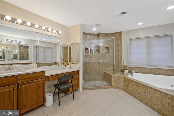 Bathroom, Dual Sink Vanities, Glass Shower, Interior, Recessed Lighting
