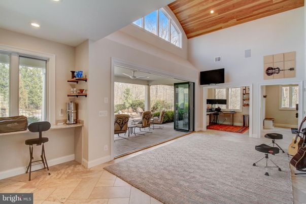 Home Office, Interior, Recessed Lighting, Wooden Ceilings