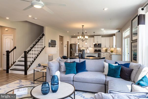 Chandelier, Interior, Kitchen, Living room, Pendant Lights, Recessed Lighting, Stainless Steel Appliances, Wood Texture Flooring