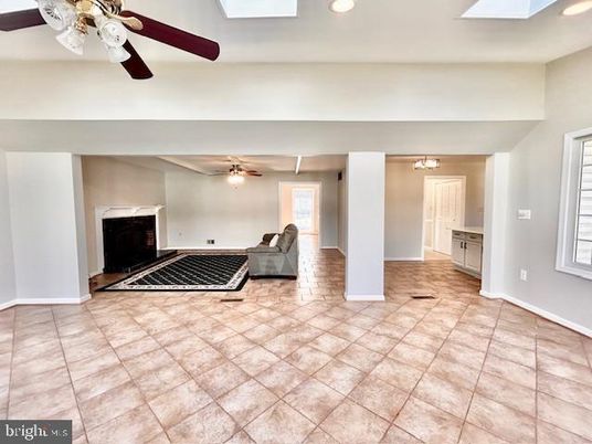 Fireplace, Interior, Recessed Lighting