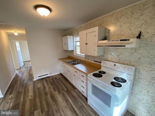 Interior, Kitchen, Marble Walls, Wood Texture Flooring