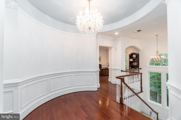 Chandelier, Interior, Recessed Lighting, Wood Texture Flooring