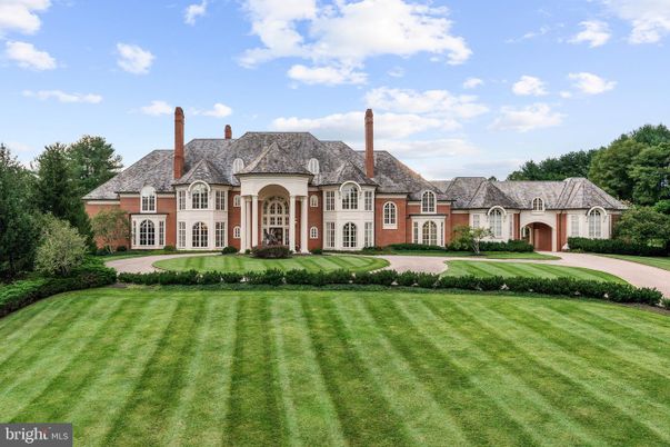 Backyard, Exterior, Facade, French Provincial