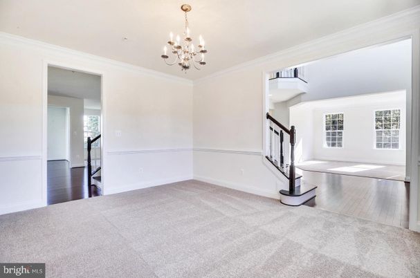 Chandelier, Empty room, Interior, Wood Texture Flooring