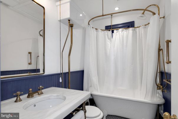 Bathroom, Free Standing Baths, Interior, Recessed Lighting