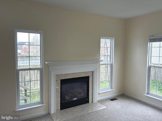 Empty room, Fireplace, Interior