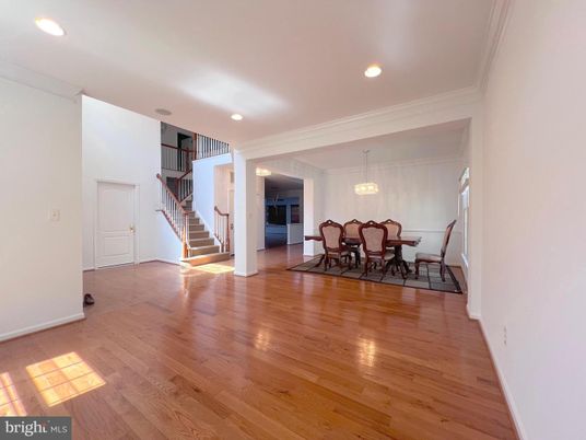 Dining room, Interior, Pendant Lights, Recessed Lighting, Wood Texture Flooring