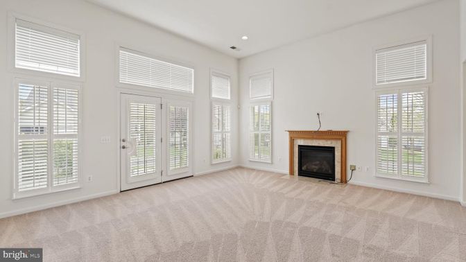 Empty room, Fireplace, Interior, Recessed Lighting