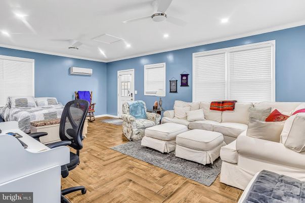 Bedroom, Home Office, Interior, Living room, Recessed Lighting, Wood Texture Flooring