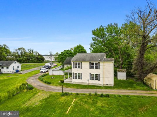 Backyard, Exterior, Facade, Georgian