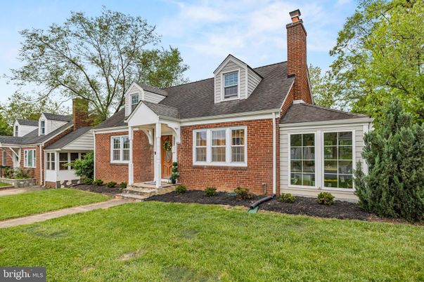 Exterior, Facade, Brick Facade, Cape Cod